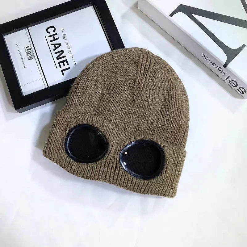 Unisex Men Women Knitted Hat with Goggles Windproof Winter Warmer Ski Beanies Soft Warm Anti-Slip Ear Protection Garros