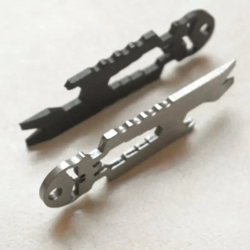 Stainless Steel Tactical EDC Multi-Function Skull Keychain Tool Pocket Carry on Outdoor Crowbar Screwdriver